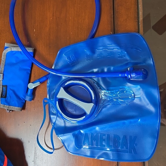 CamelBak Soltice LR Backpack With Accessories. New!! - Picture 4 of 4